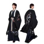 Vous pouvez mettre votre kimono toute seule