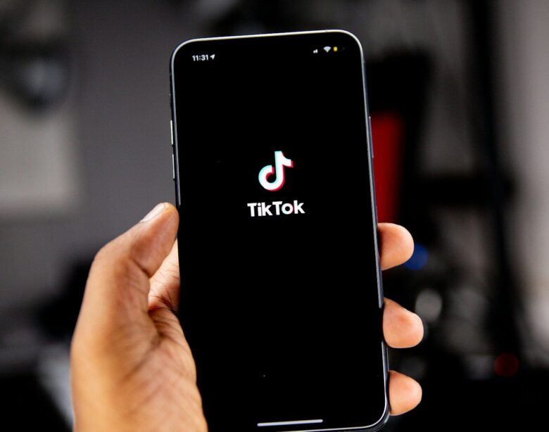 Comment s’inscrire sur TikTok sans utiliser son vrai numéro